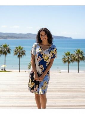 Colorful Floral Short Sleeve Dress - Blue, Yellow, and Cream, Flowy Size Small